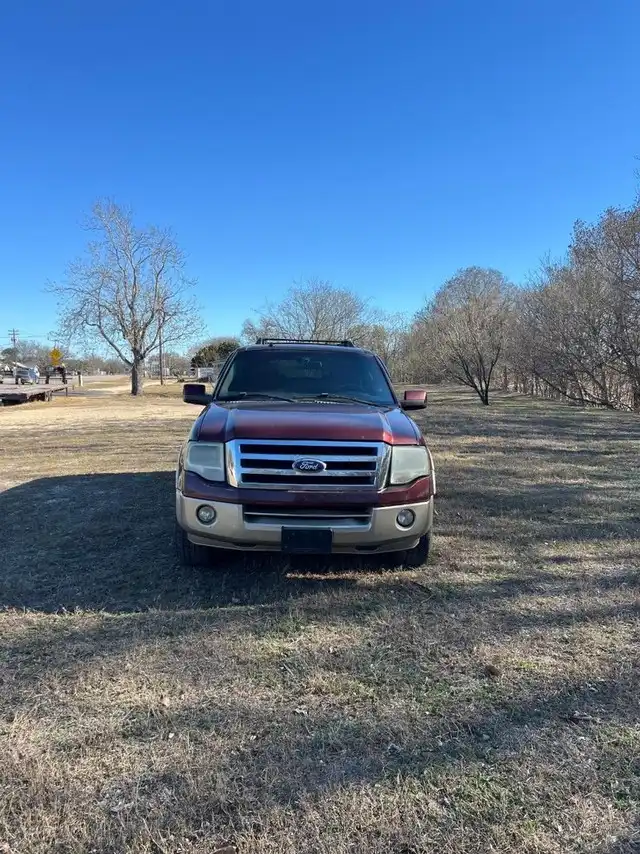 2010 Ford Expedition King Ranch EL's photo