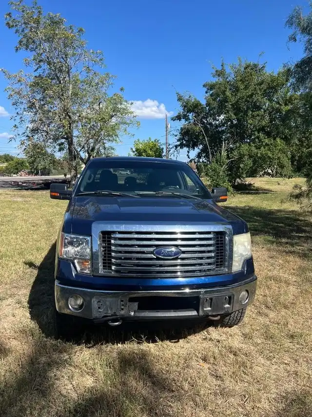 2012 Ford F-150 XLT 4x4 SuperCrew 145-in's photo
