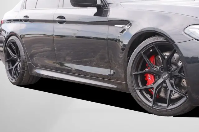 2023 BMW M5 Base photo 3