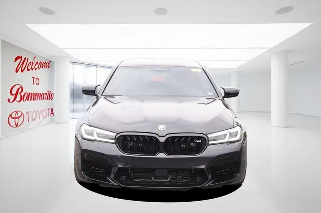 2023 BMW M5 Base photo 4