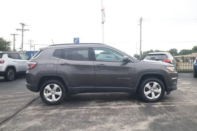 2018 Jeep Compass Latitude 4X4 photo 4