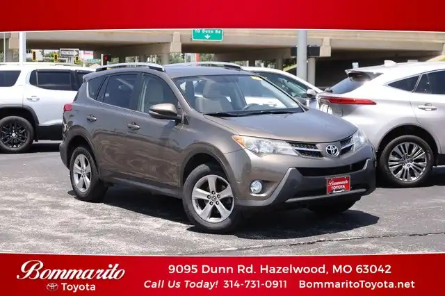 2015 Toyota RAV4 XLE AWD's photo
