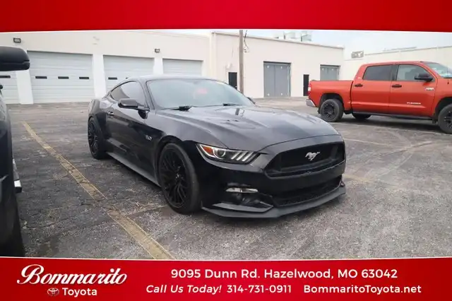 2017 Ford Mustang GT Coupe's photo
