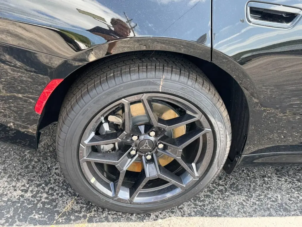 2026 Dodge Charger Scat Pack AWD photo 5