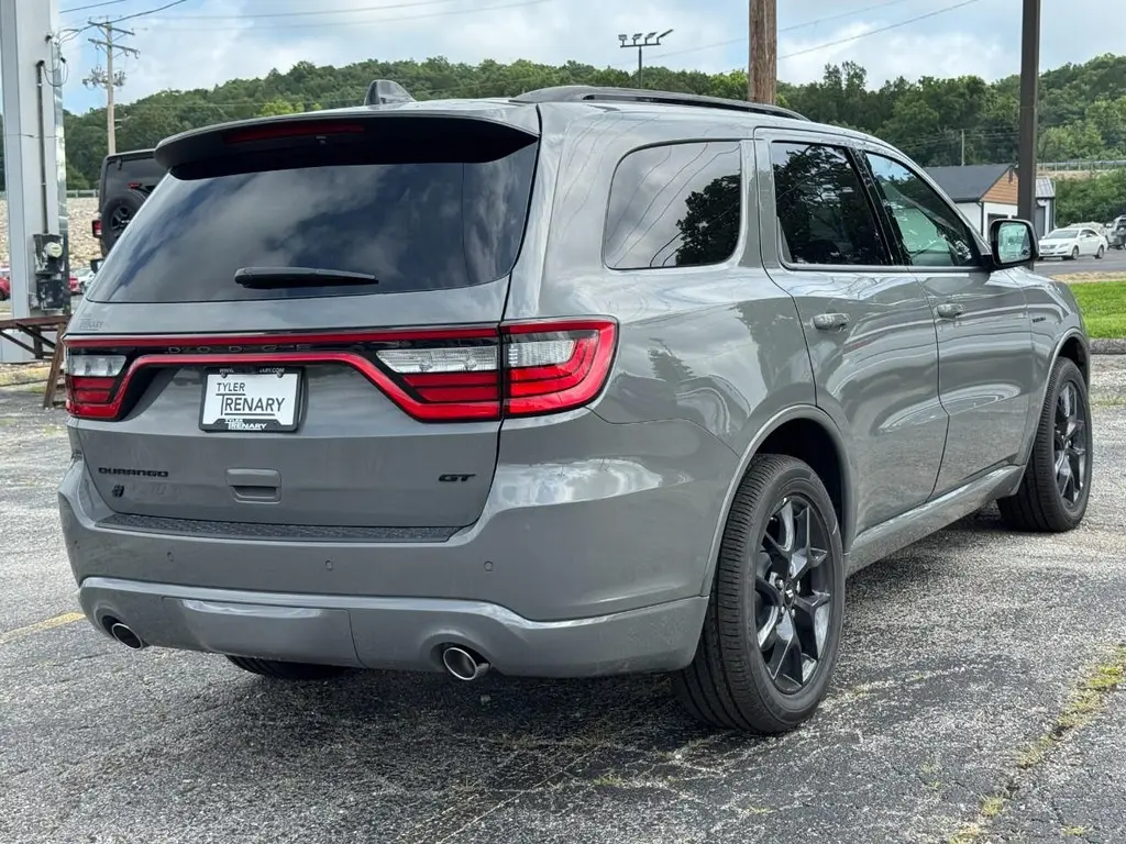 2026 Dodge Durango GT HEMI Plus V8 AWD photo 4
