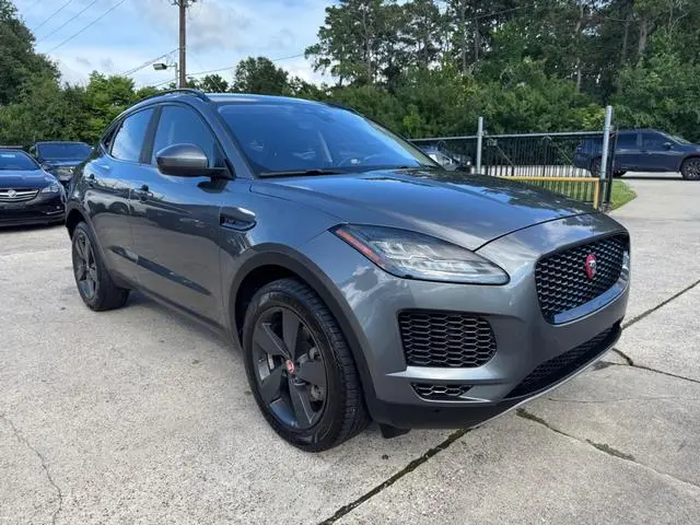 2020 Jaguar E-PACE P250 SE photo 4