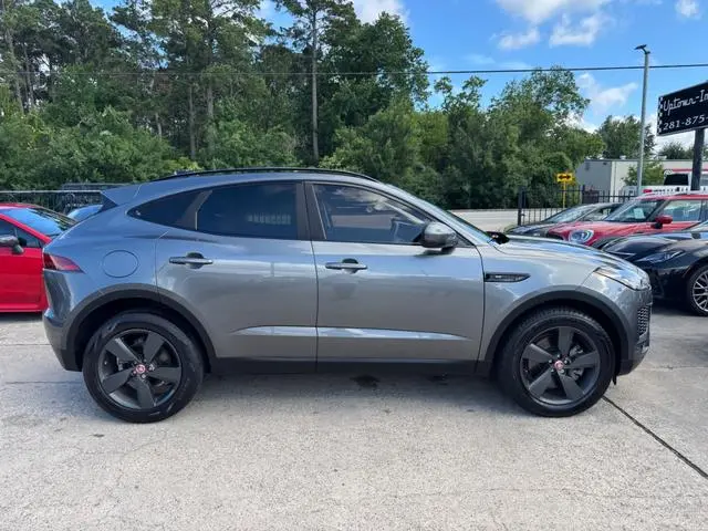 2020 Jaguar E-PACE P250 SE photo 5