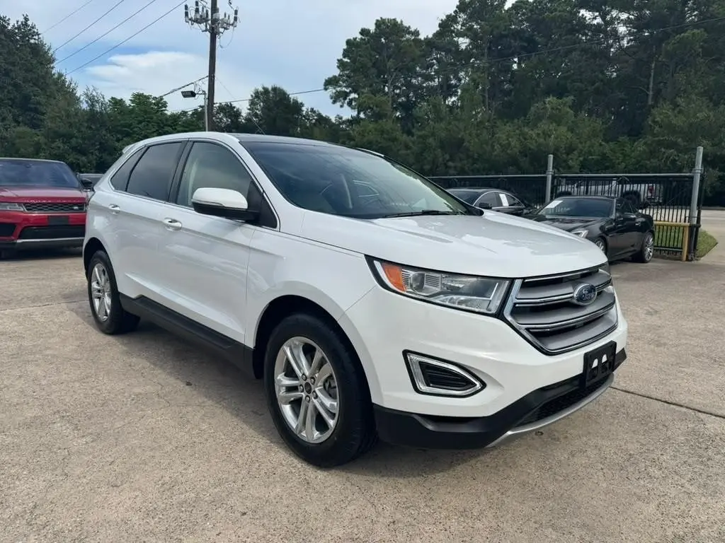 2017 Ford Edge SEL photo 4