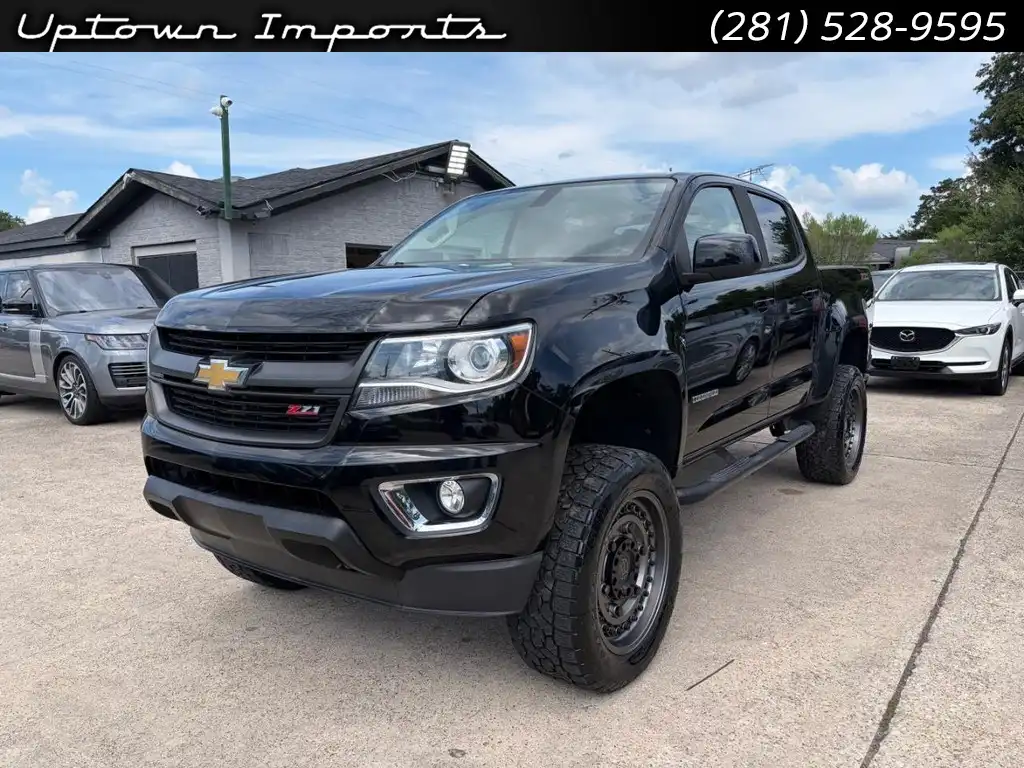 2017 Chevrolet Colorado Z71 4WD Crew Cab Short Box's photo
