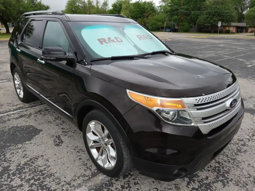 2013 Ford Explorer XLT's photo