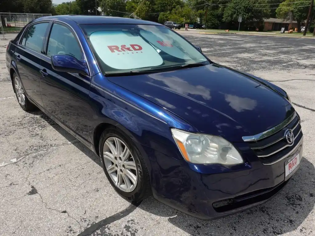2007 Toyota Avalon Limited's photo