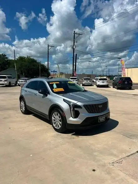 2019 Cadillac XT4 Luxury's photo