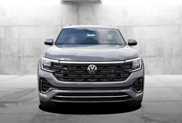 2026 Volkswagen Atlas Cross Sport 2.0T SEL Premium R-Line 4Motion photo 4