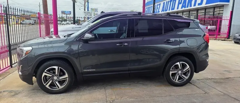 2020 GMC Terrain SLT AWD photo 3
