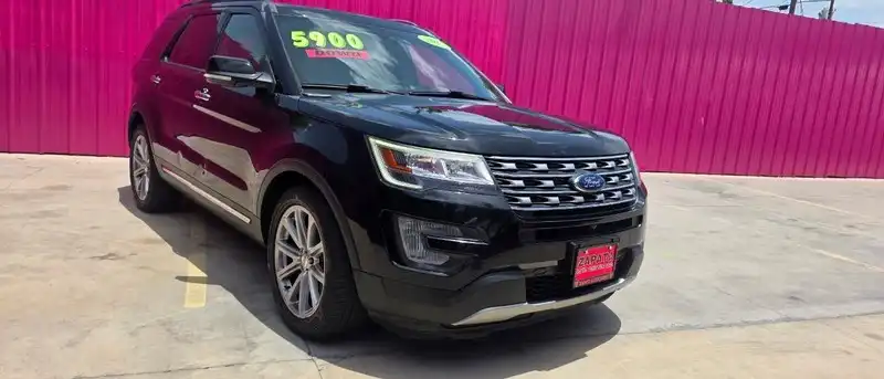 2017 Ford Explorer Limited FWD's photo