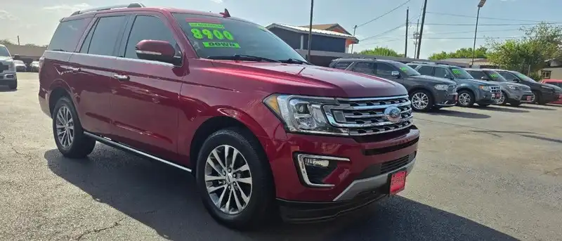 2018 Ford Expedition Limited's photo
