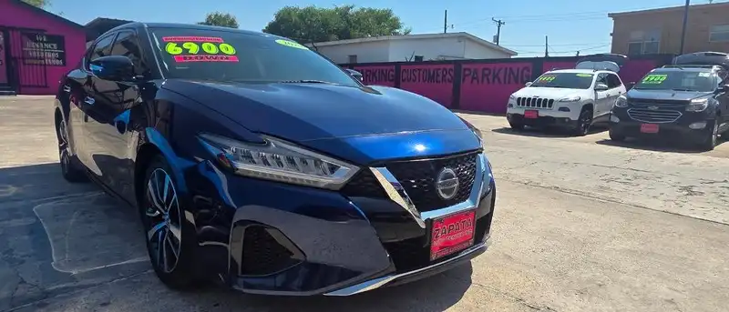 2020 Nissan Maxima SV's photo