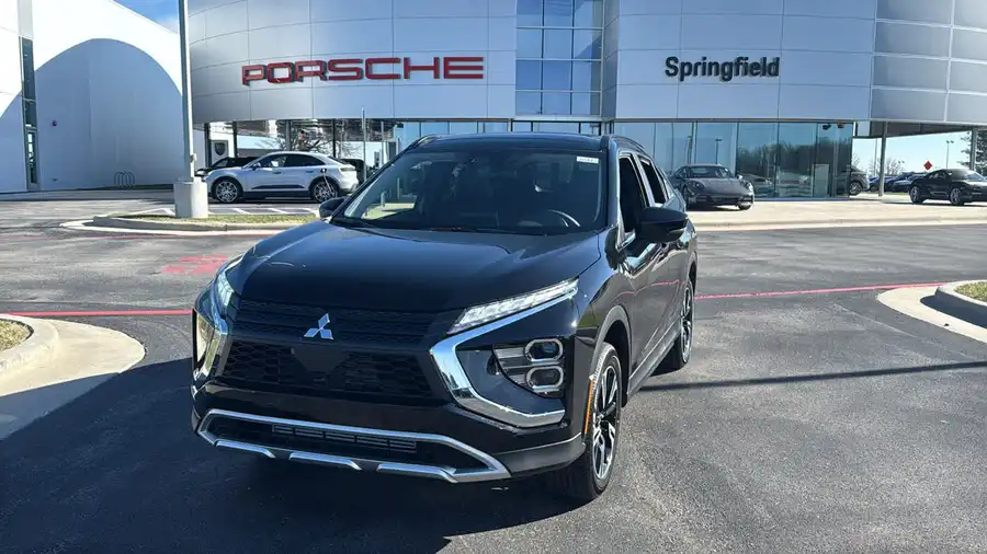 2026 Mitsubishi Eclipse Cross SE S-AWC's photo