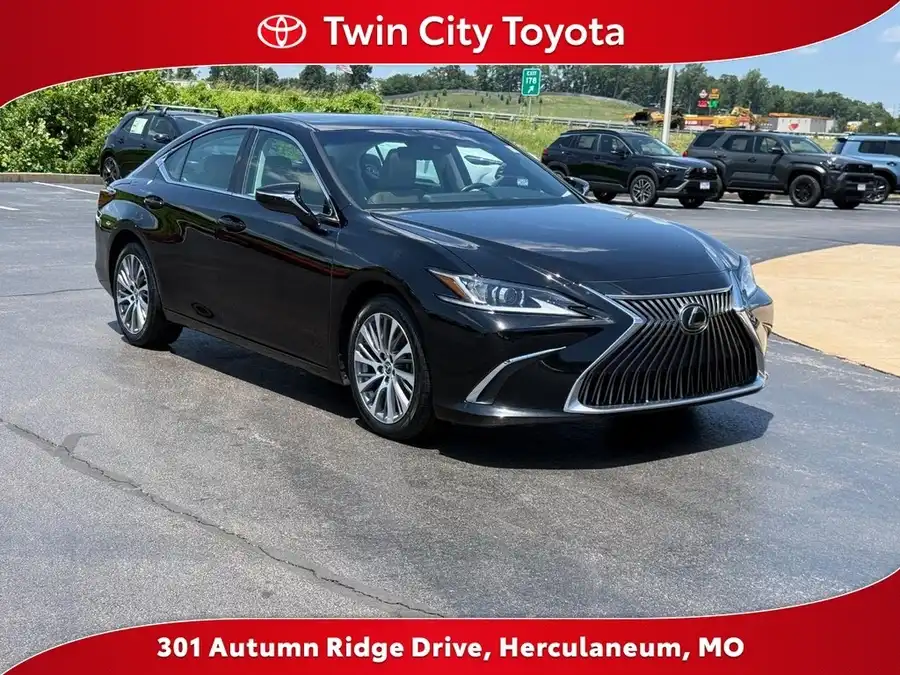 2021 Lexus ES 350 250 AWD's photo