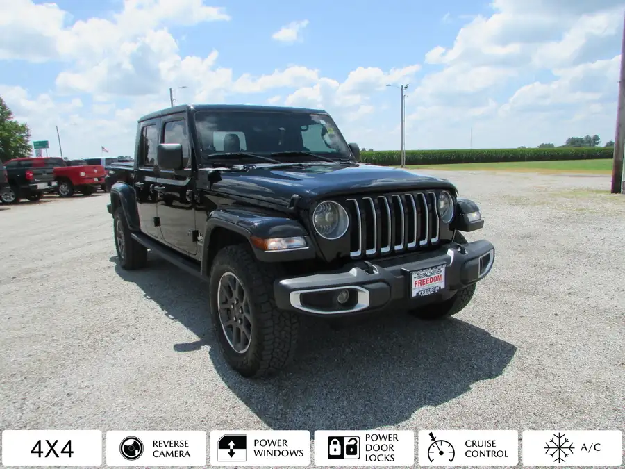 2023 Jeep Gladiator Overland's photo