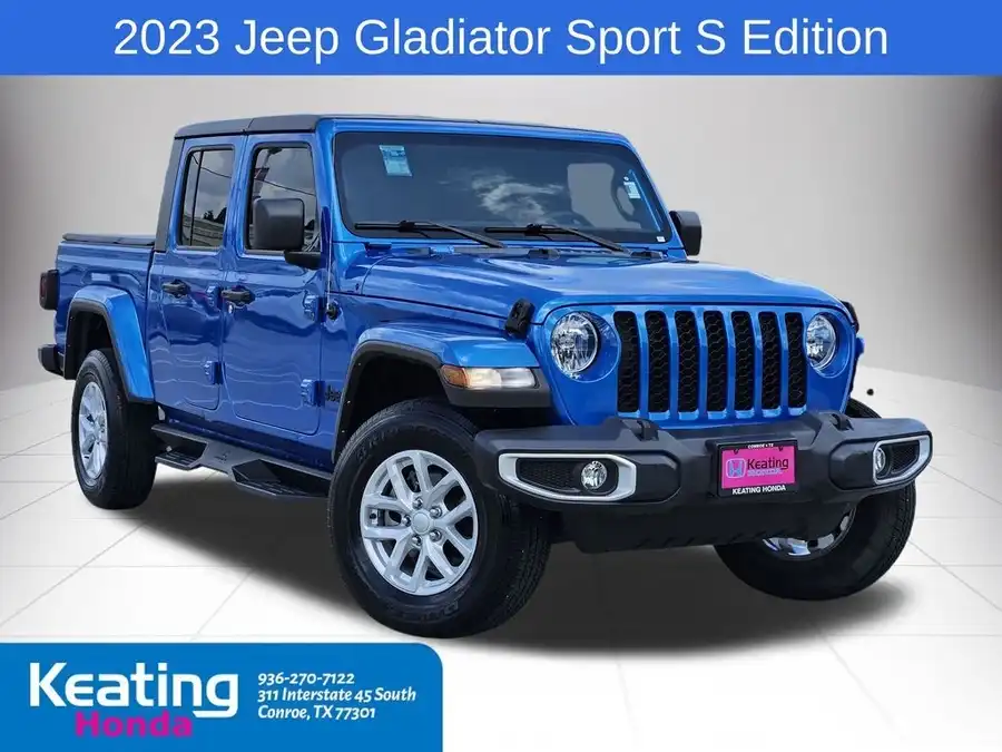 2023 Jeep Gladiator Sport S's photo
