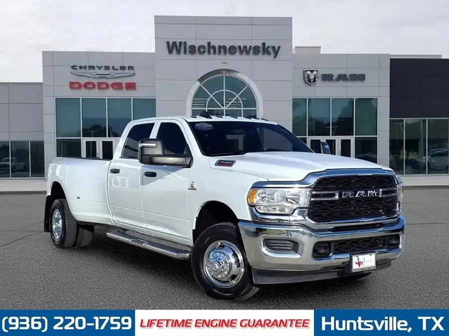 2024 RAM 3500 Tradesman 4X4 Crew Cab LWB's photo