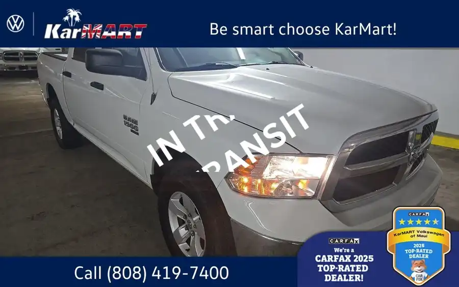 2022 RAM 1500 Classic SLT 4x4 Crew Cab 5'7's photo