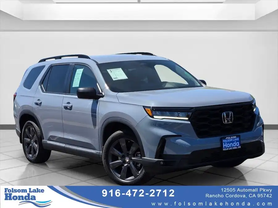 2025 Honda Pilot Sport 2WD's photo