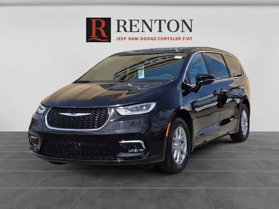 2026 Chrysler Pacifica Select's photo
