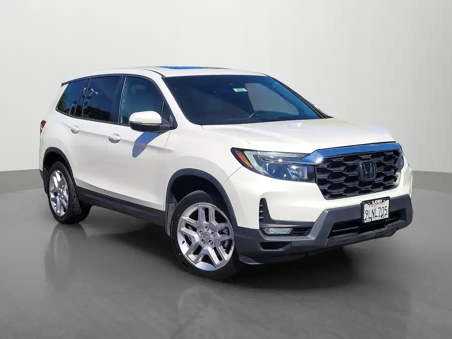 2024 Honda Passport 3.5 EX-L 4WD Auto's photo