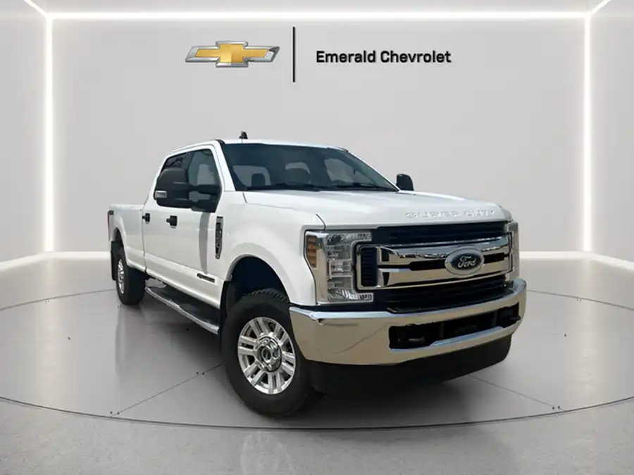 2019 Ford F-250 XLT 4x4 Crew Cab 8' Box's photo