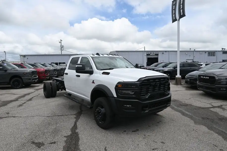2026 RAM 5500 Big Horn 4X4 Crew Cab DRW 197" WB's photo