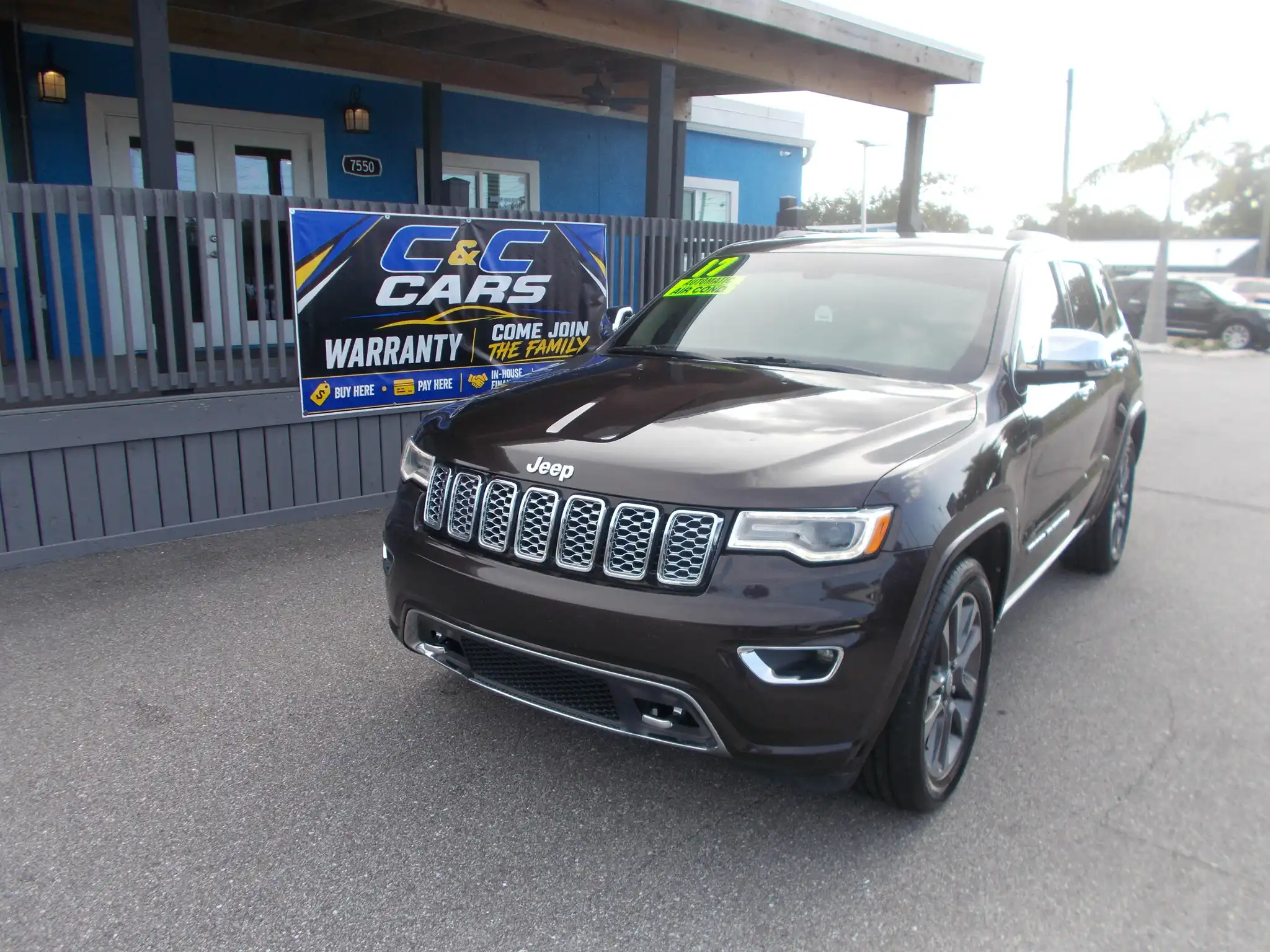 2017 Jeep Grand Cherokee Overland's photo