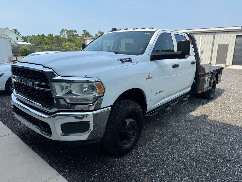 2020 RAM 3500 Tradesman 4X4 Crew Cab SRW's photo