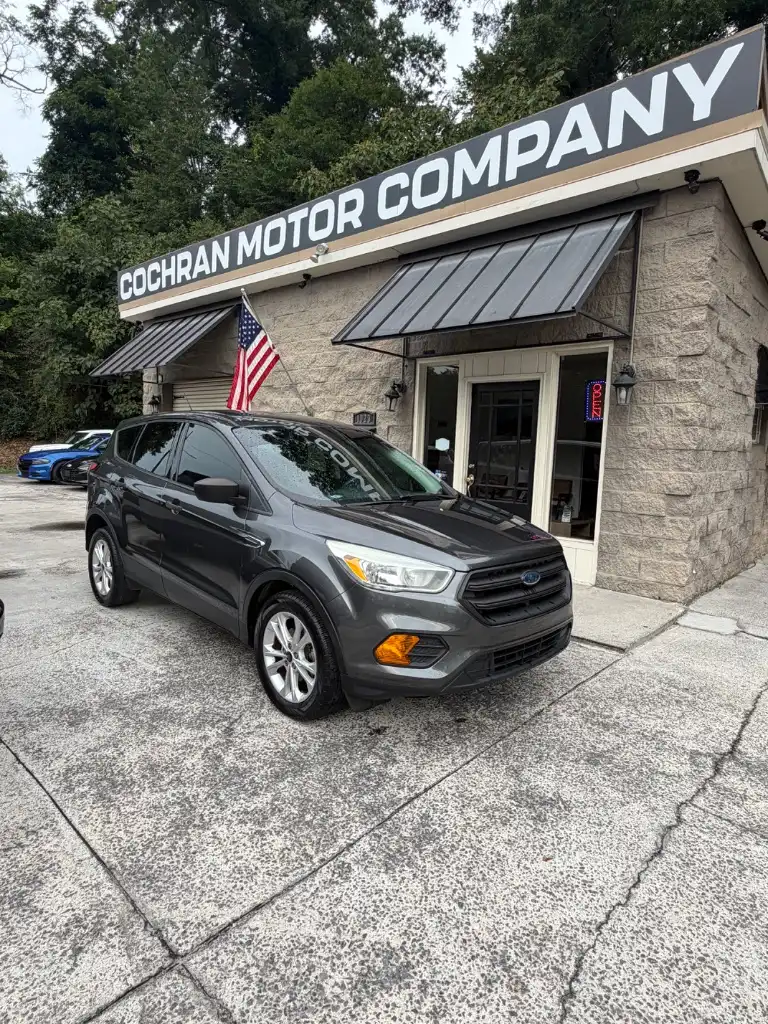 2017 Ford Escape S's photo
