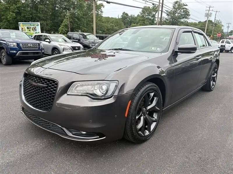2023 Chrysler 300 S's photo