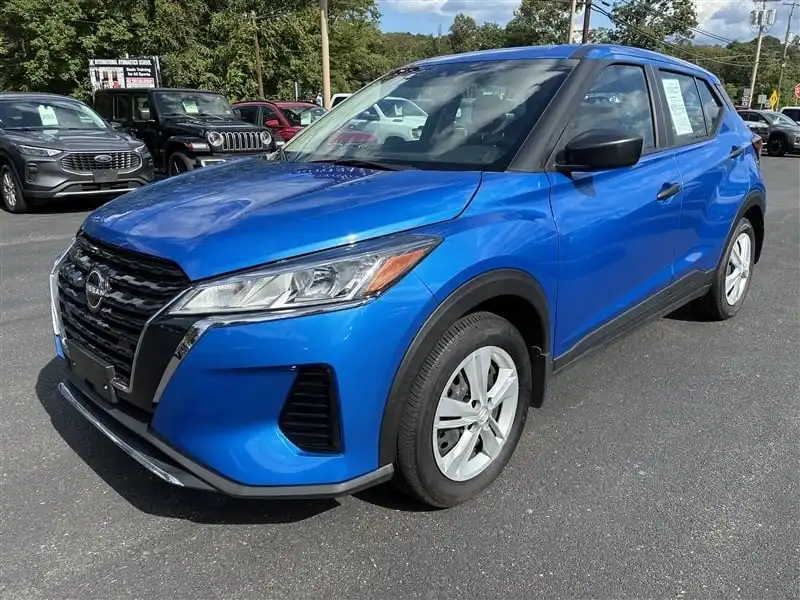2025 Nissan Kicks Play 1.6 FWD's photo