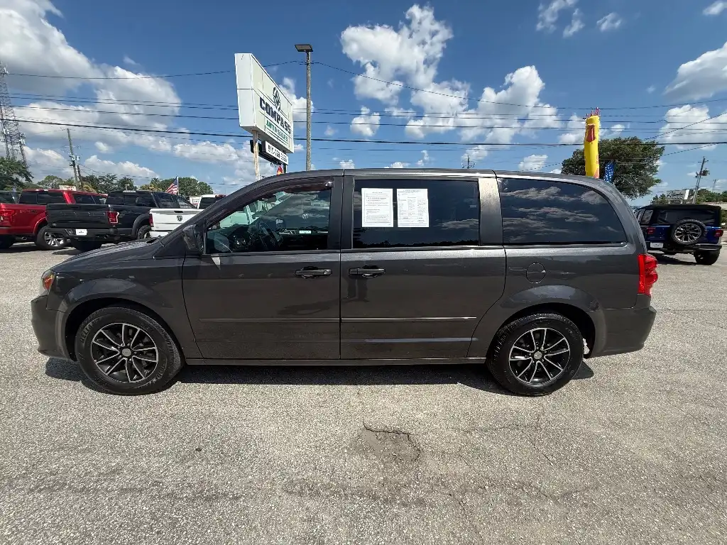 2016 Dodge Grand Caravan SE Plus's photo