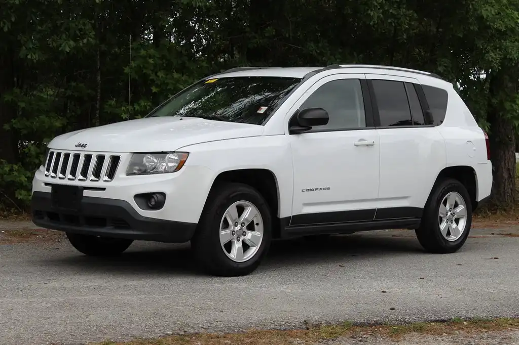 2015 Jeep Compass Sport's photo