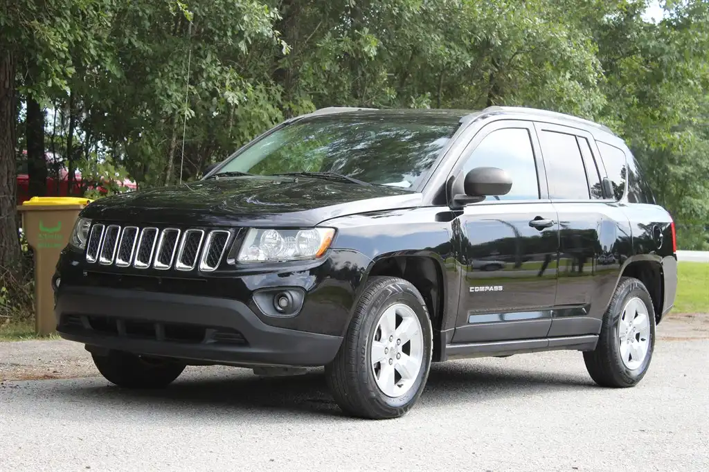 2013 Jeep Compass Sport's photo