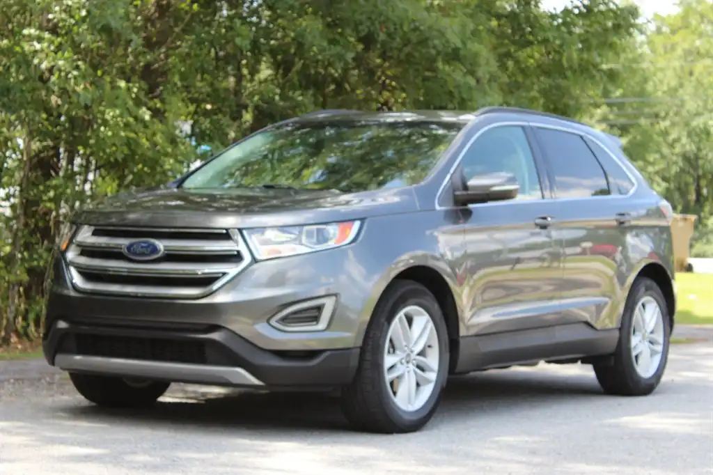 2018 Ford Edge SEL's photo