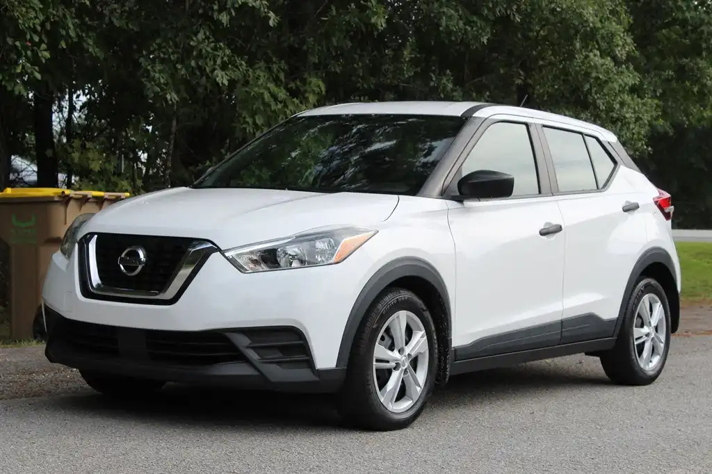 2020 Nissan Kicks 1.6 S's photo
