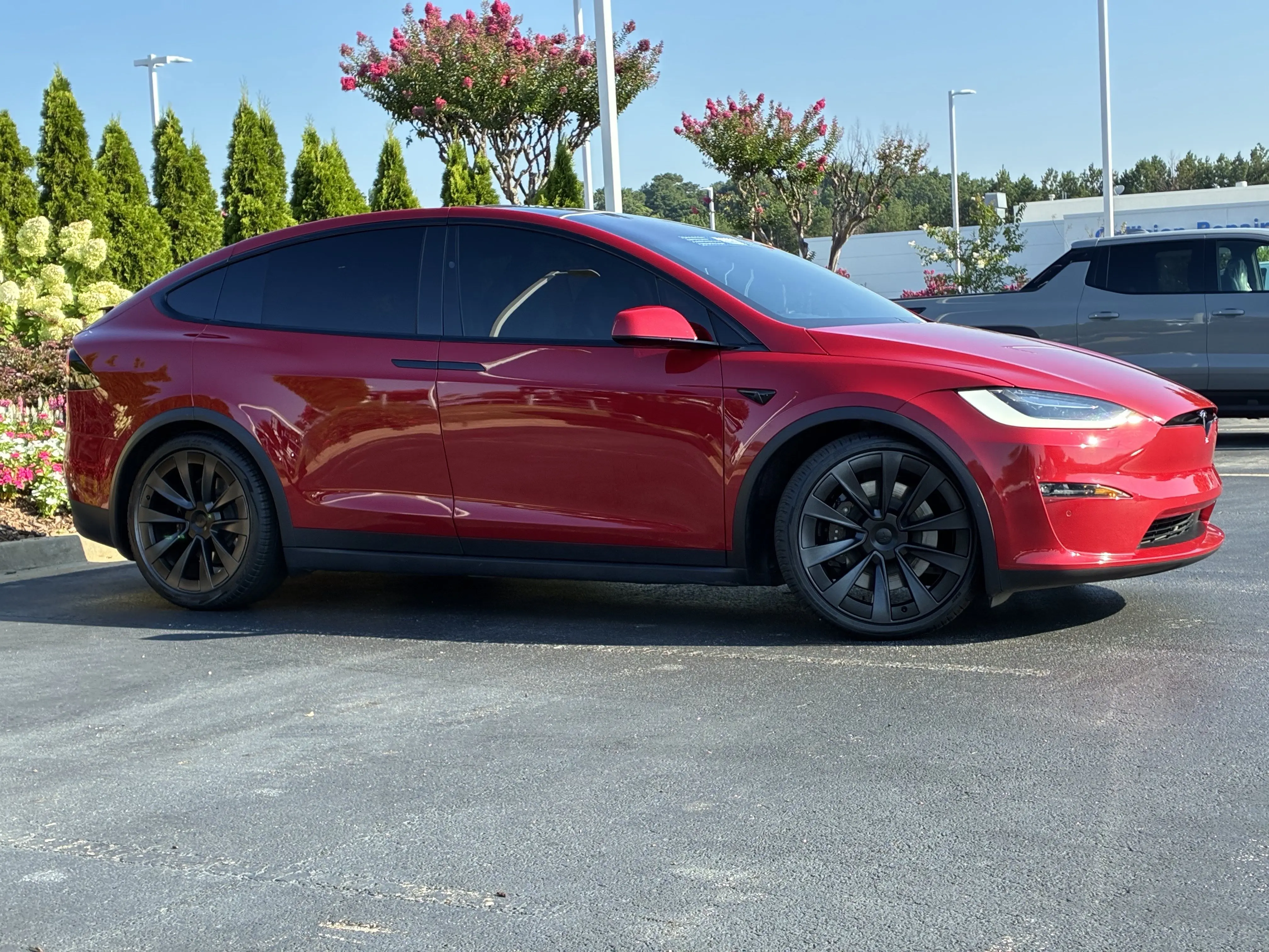 2022 Tesla Model X Long Range photo 3