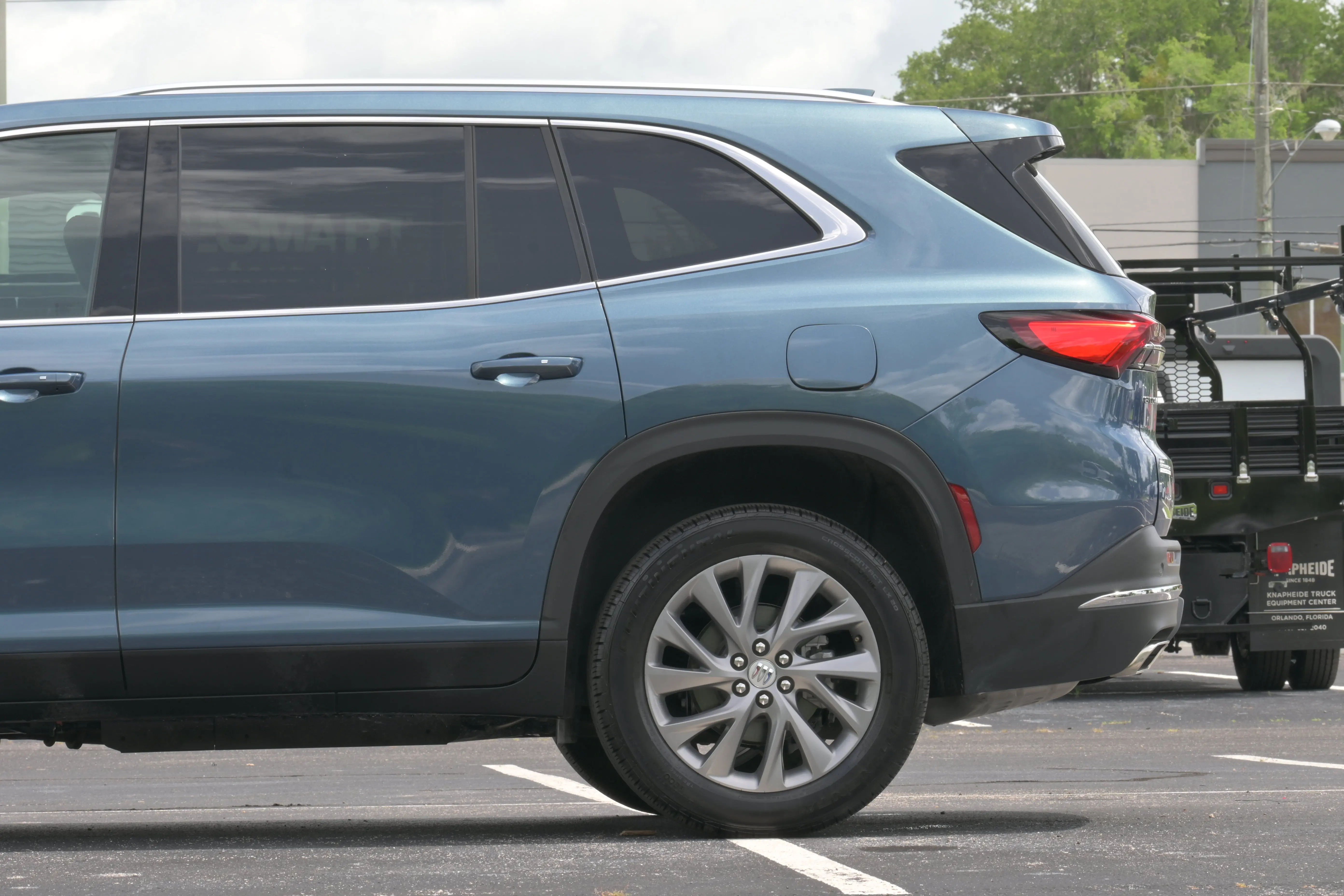 2025 Buick Enclave Preferred photo 5