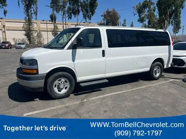 2021 Chevrolet Express LT 3500 Extended's photo