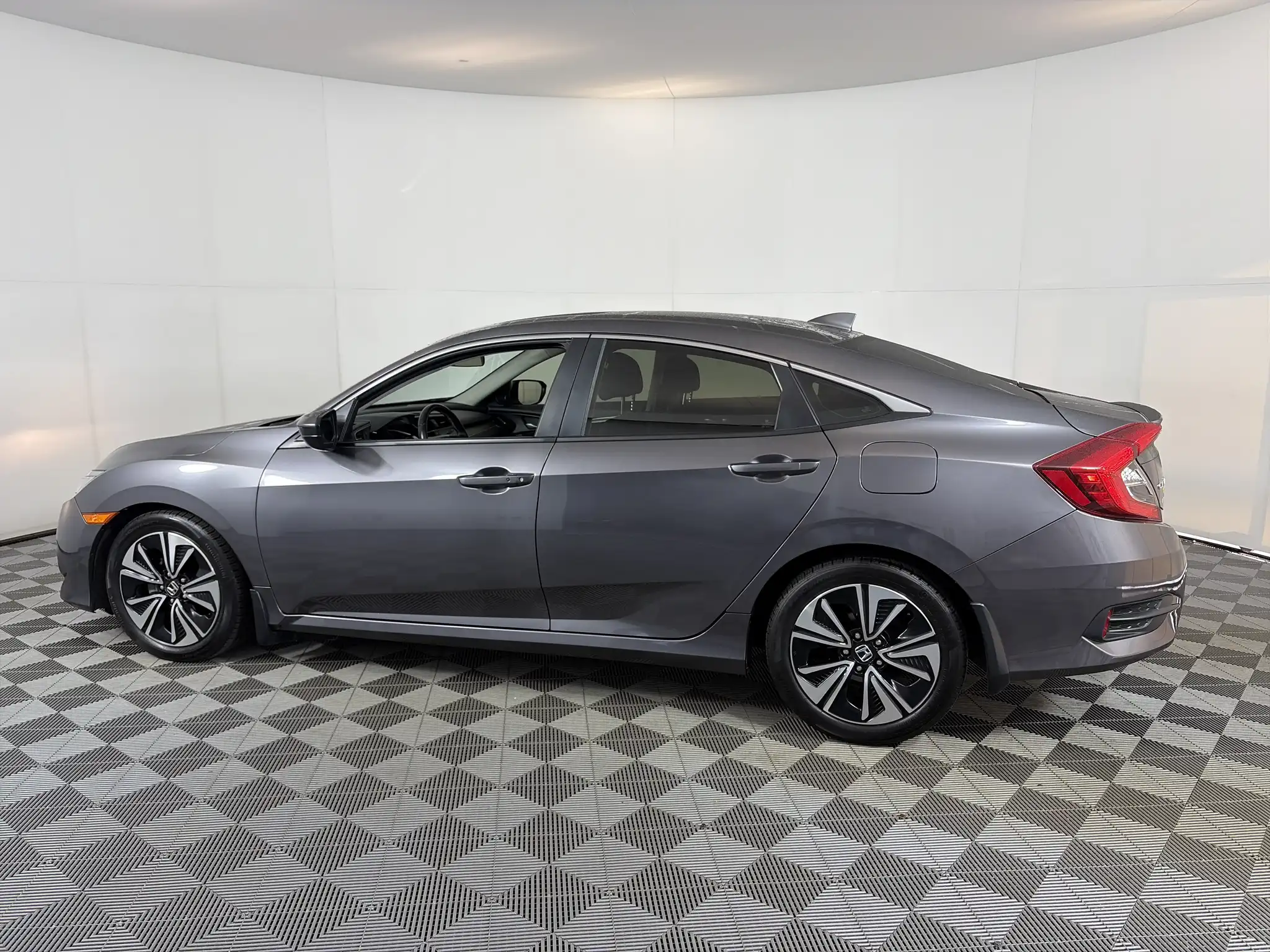 2018 Honda Civic EX-T CVT's photo
