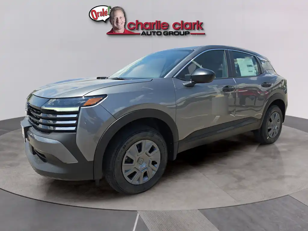 2026 Nissan Kicks 2.0 S's photo