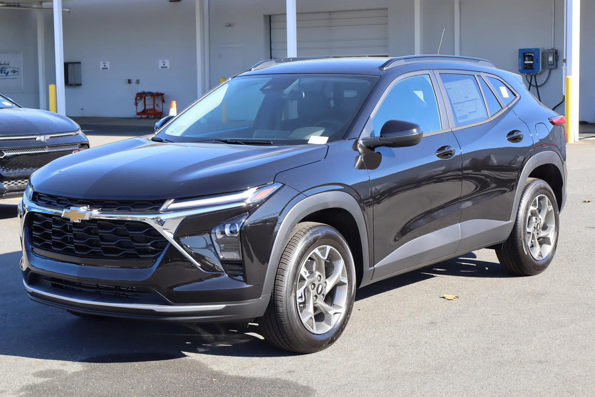 2026 Chevrolet Trax LT photo 3