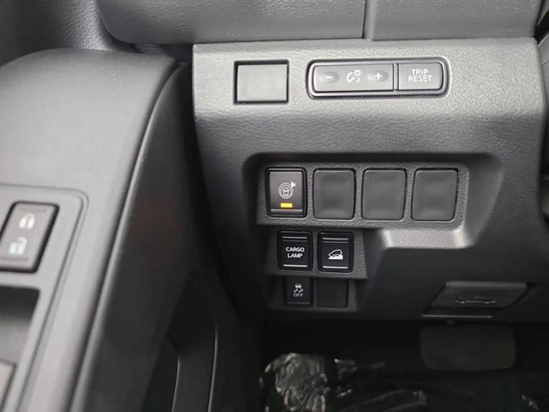 2026 Nissan Frontier S Crew Cab 4x4's photo