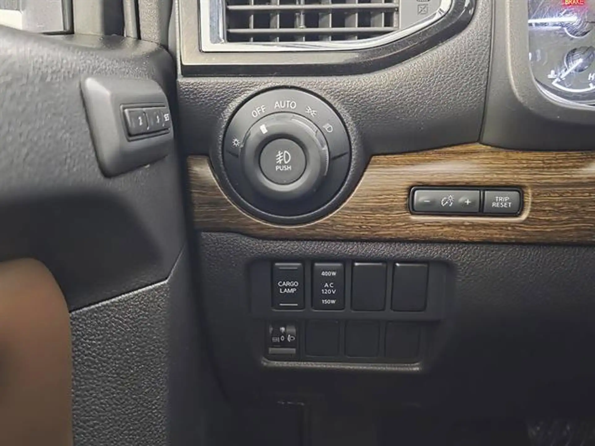 2023 Nissan Titan Platinum Reserve 4X4 Crew Cab's photo